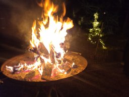 WhatsApp Image 2025-12-15 at 22.03.30